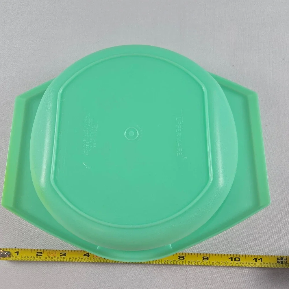 Vintage Tupperware Jade Storage Serving Bowl 786-4 With Lid